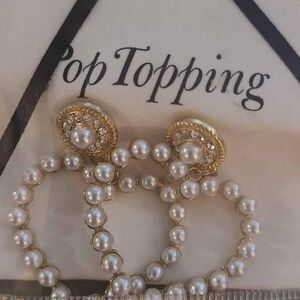 Pop Topping Heart Earrings